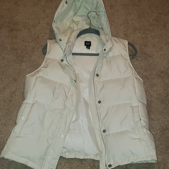 Vest Gap - Picture 6 of 6